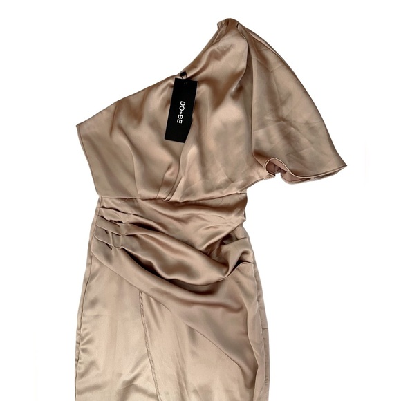 NEW DO+BE One Shoulder Satin Champagne Dress Cocktail Evening Party Night Out XS - Picture 4 of 11